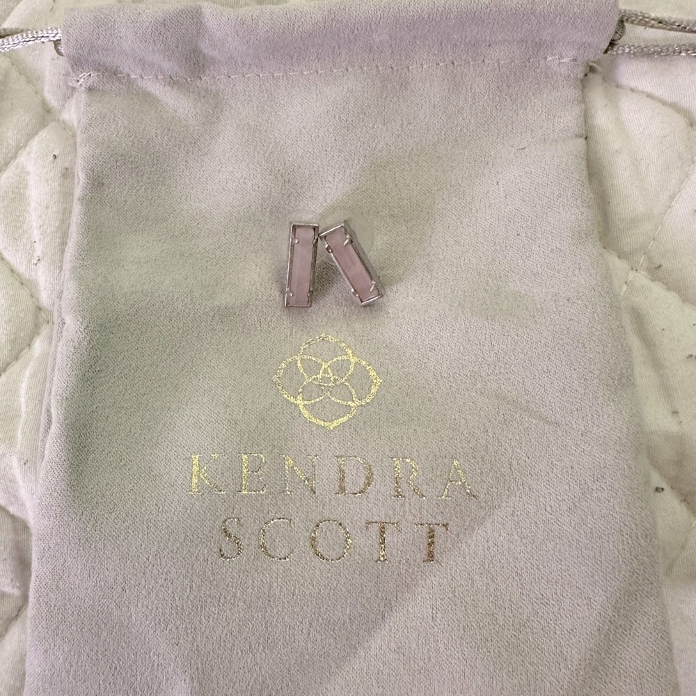 Kendra Scott Pink Bar Earrings